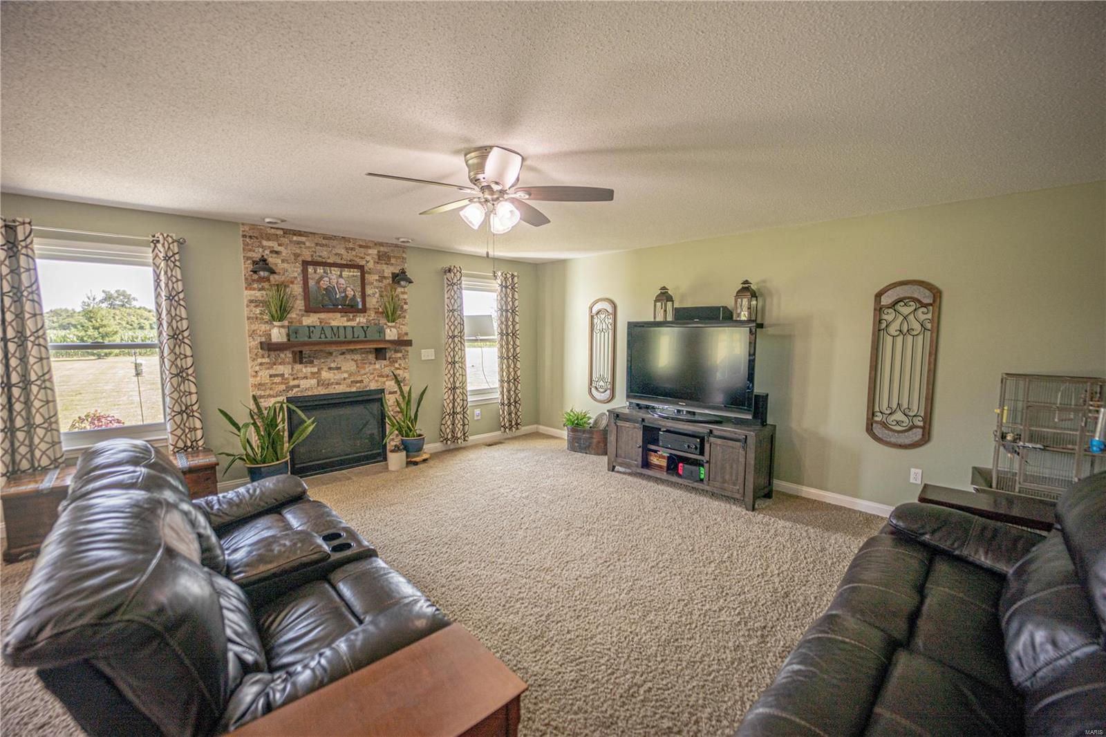 7823 Sun Ridge Court Edwardsville, IL 62025 - Photo 6 of 20 Gallery Image 6