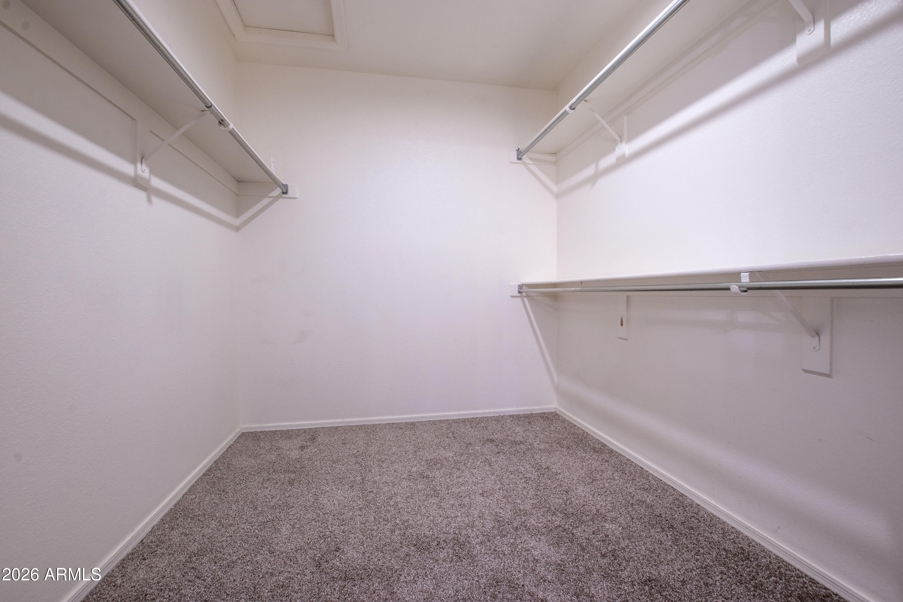 15644 Piccadilly Road Goodyear, AZ 85395 - Photo 35 of 61