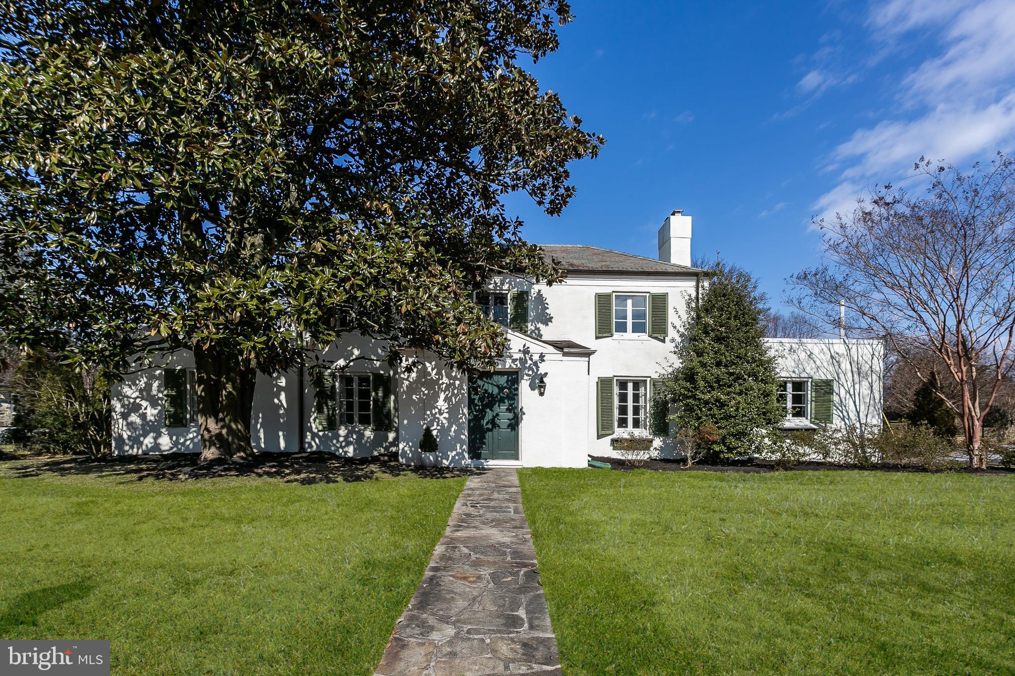 110 Churchwardens Road Baltimore, MD 21212 - Photo 1 of 32 European inspired Provincial