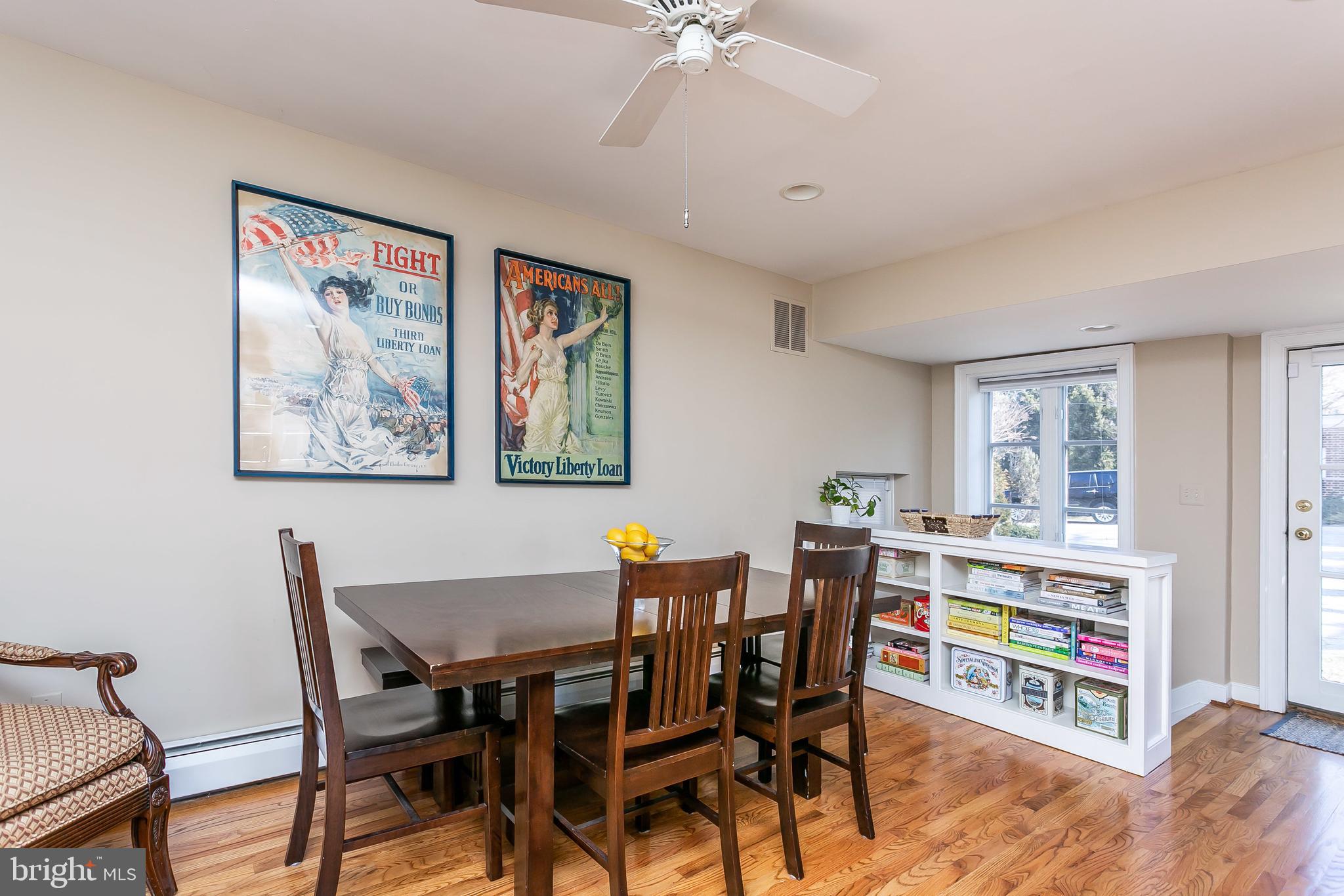 110 Churchwardens Road Baltimore, MD 21212 - Photo 14 of 32 Eat in kitchen with beautiful hardwood floors
