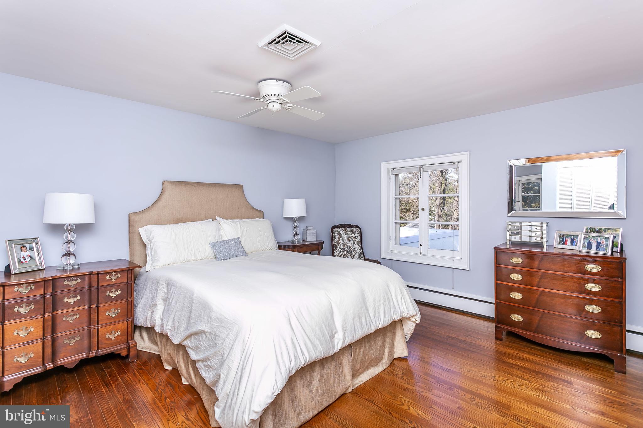 110 Churchwardens Road Baltimore, MD 21212 - Photo 23 of 32 2nd floor Bedroom