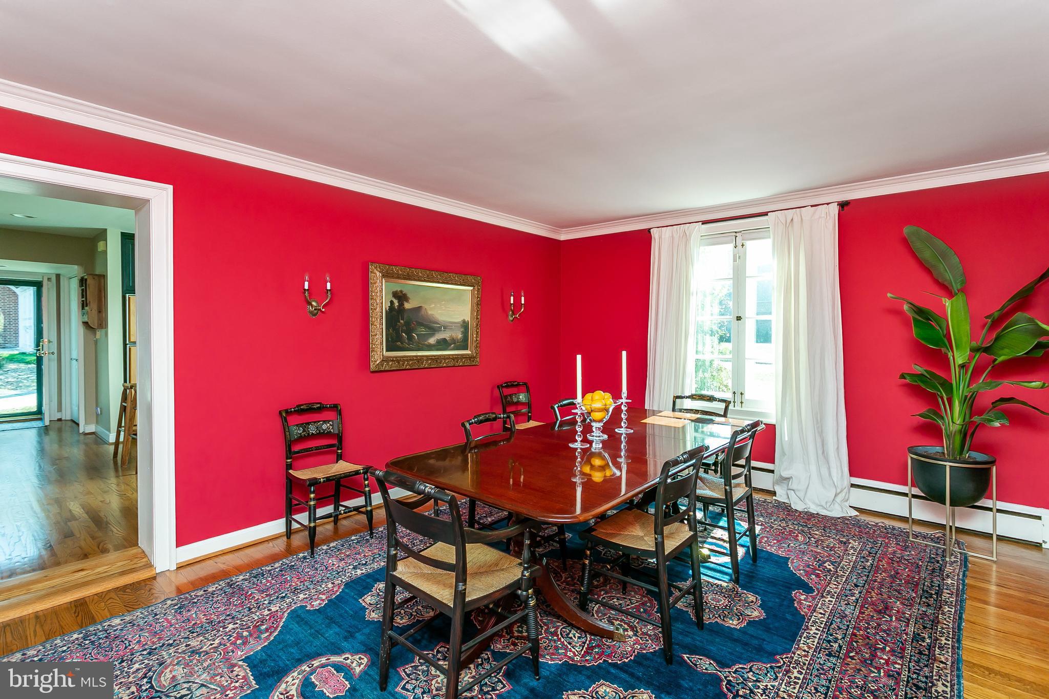 110 Churchwardens Road Baltimore, MD 21212 - Photo 7 of 32 Large Dining Room