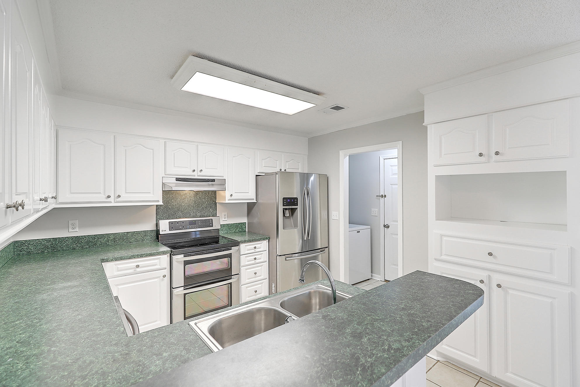 8313 Longridge Road Charleston, SC 29418 - Photo 10 of 27 IMG_2286_87_88_89_90_91_92