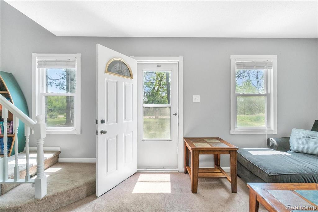 4715 Eagle Road Highland, MI 48356 - Photo 8 of 35