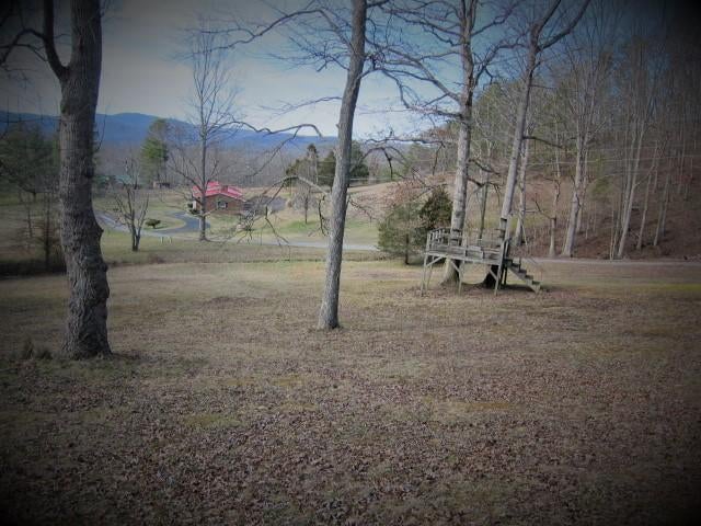 322 Howards Branch Road Hinton, WV 25951 - Photo 32 of 37 Gallery Image 32