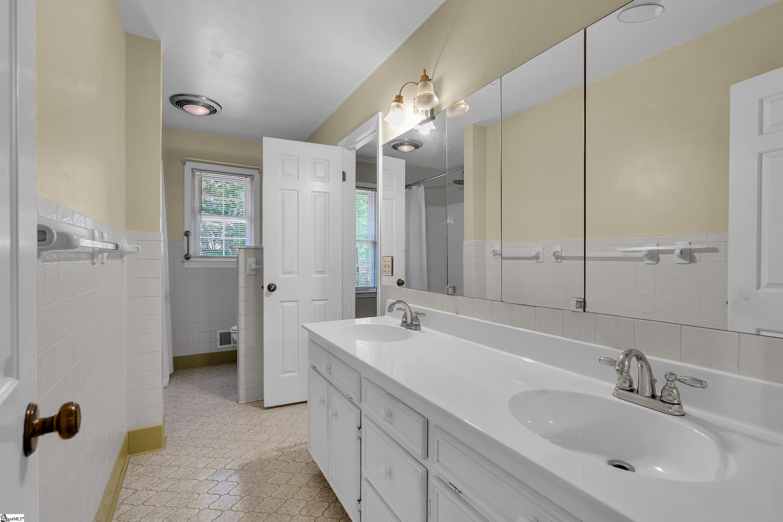 106 North Lady Slipper Lane Greer, SC 29650 - Photo 26 of 36