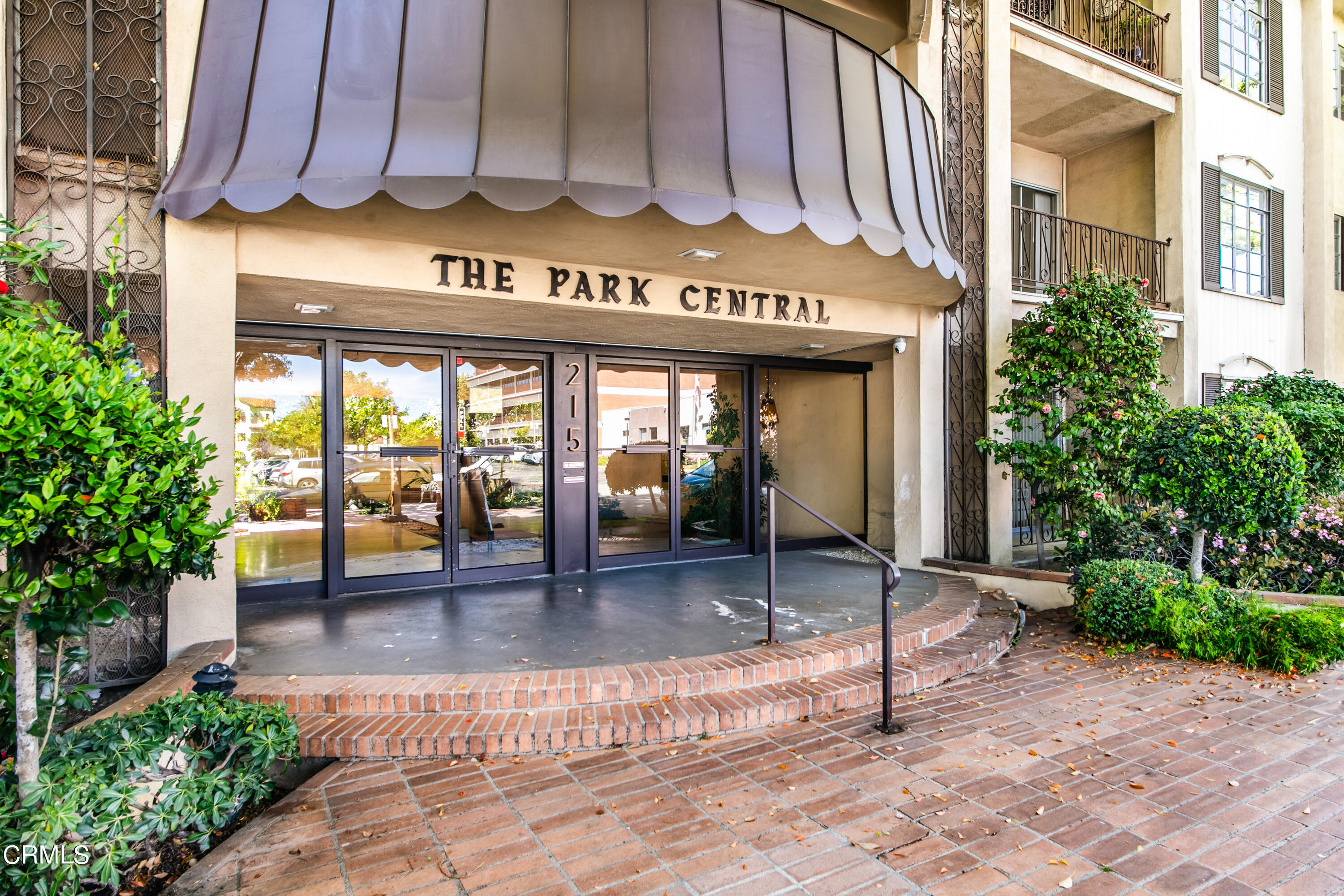 215 North Kenwood St Unit 203