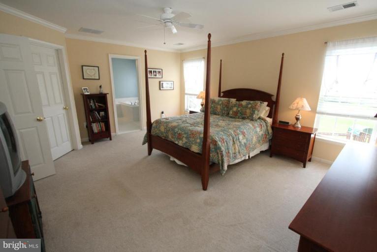 18702 Broken Oak Road Boyds, MD 20841 - Photo 18 of 23 Master Bedroom
