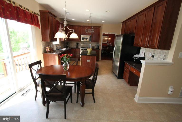 18702 Broken Oak Road Boyds, MD 20841 - Photo 10 of 23 Kitchen #2