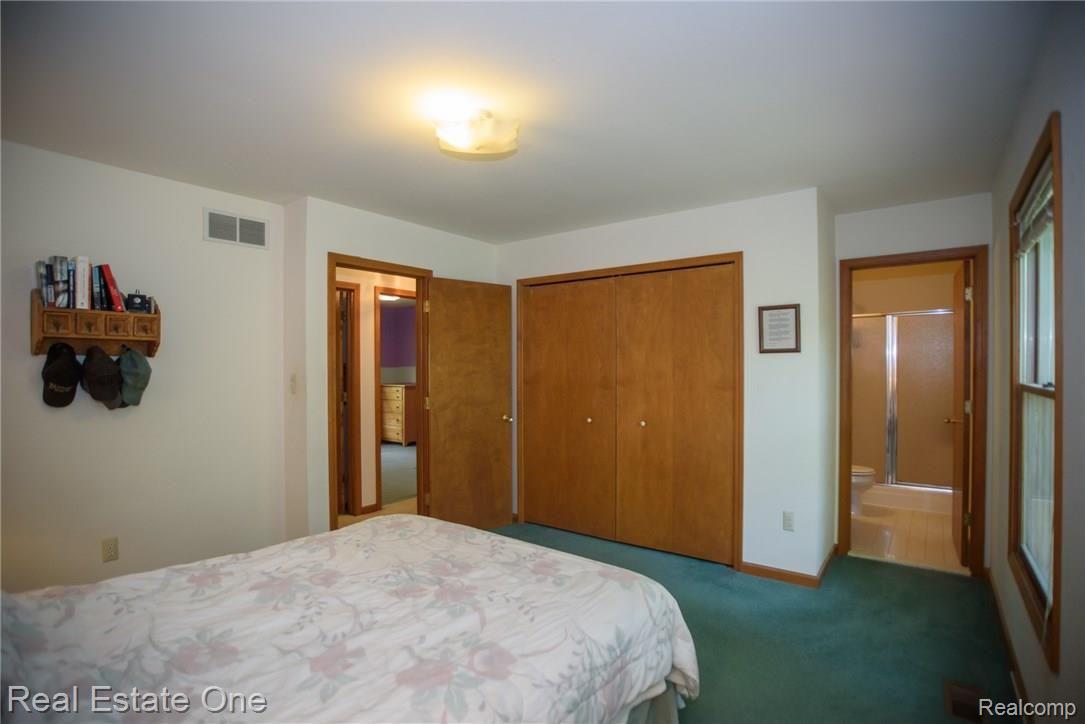 2130 Chase Lake Road Howell, MI 48855 - Photo 21 of 31 DSP_1183.jpg