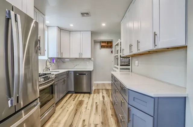 $600,000 | 301 49th Street, Union City, NJ 07087