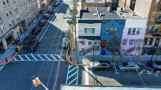 $600,000 | 301 49th Street, Union City, NJ 07087