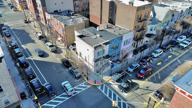 $600,000 | 301 49th Street, Union City, NJ 07087