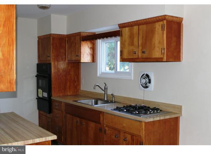 22 Garrett Road Newark, DE 19713 - Photo 2 of 14 Gallery Image 2