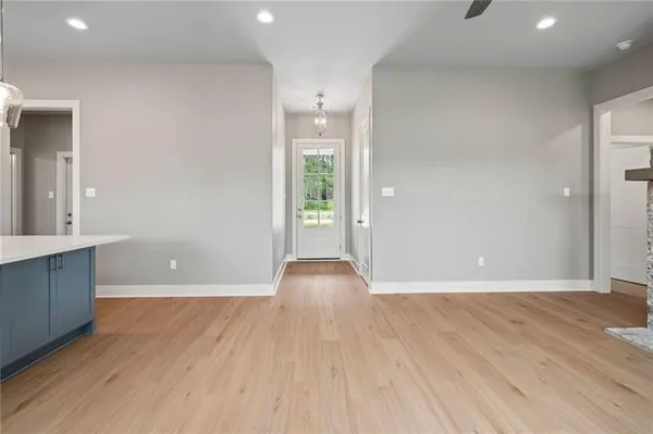 $369,900 | 72657 Robindale Drive, Covington, LA 70435