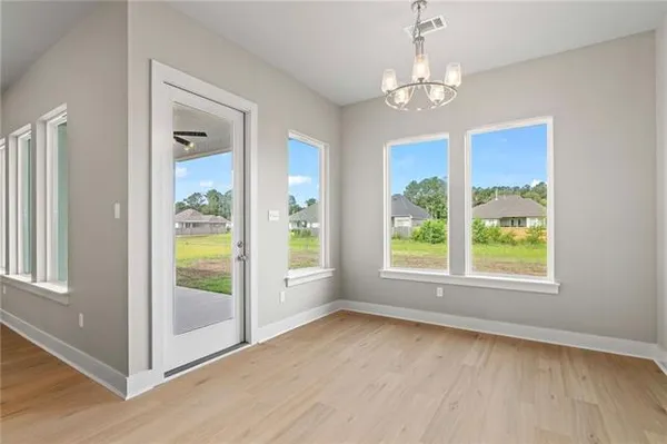 $369,900 | 72657 Robindale Drive, Covington, LA 70435