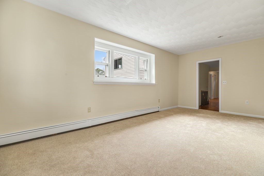 33 Gregory Road Framingham, MA 01701 - Photo 23 of 42