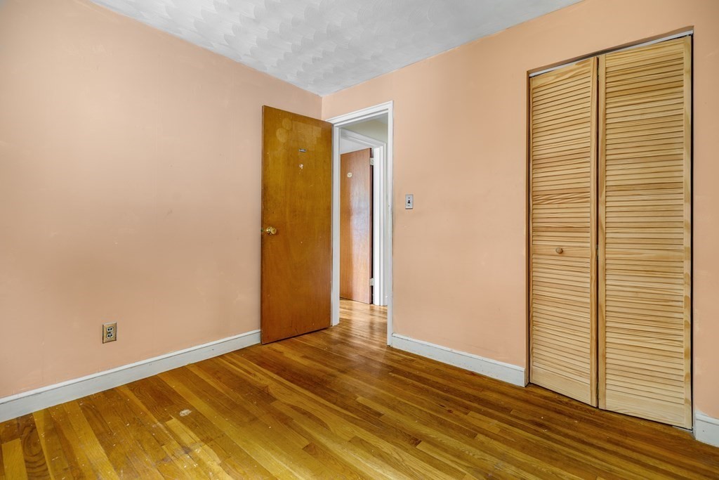 33 Gregory Road Framingham, MA 01701 - Photo 29 of 42