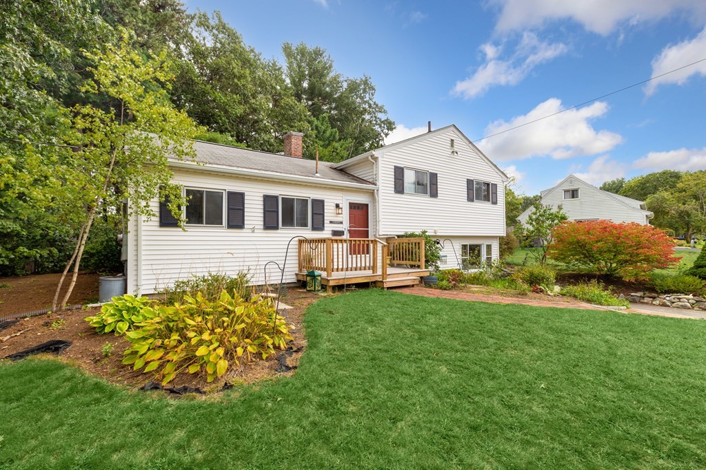 33 Gregory Road Framingham, MA 01701 - Photo 6 of 42
