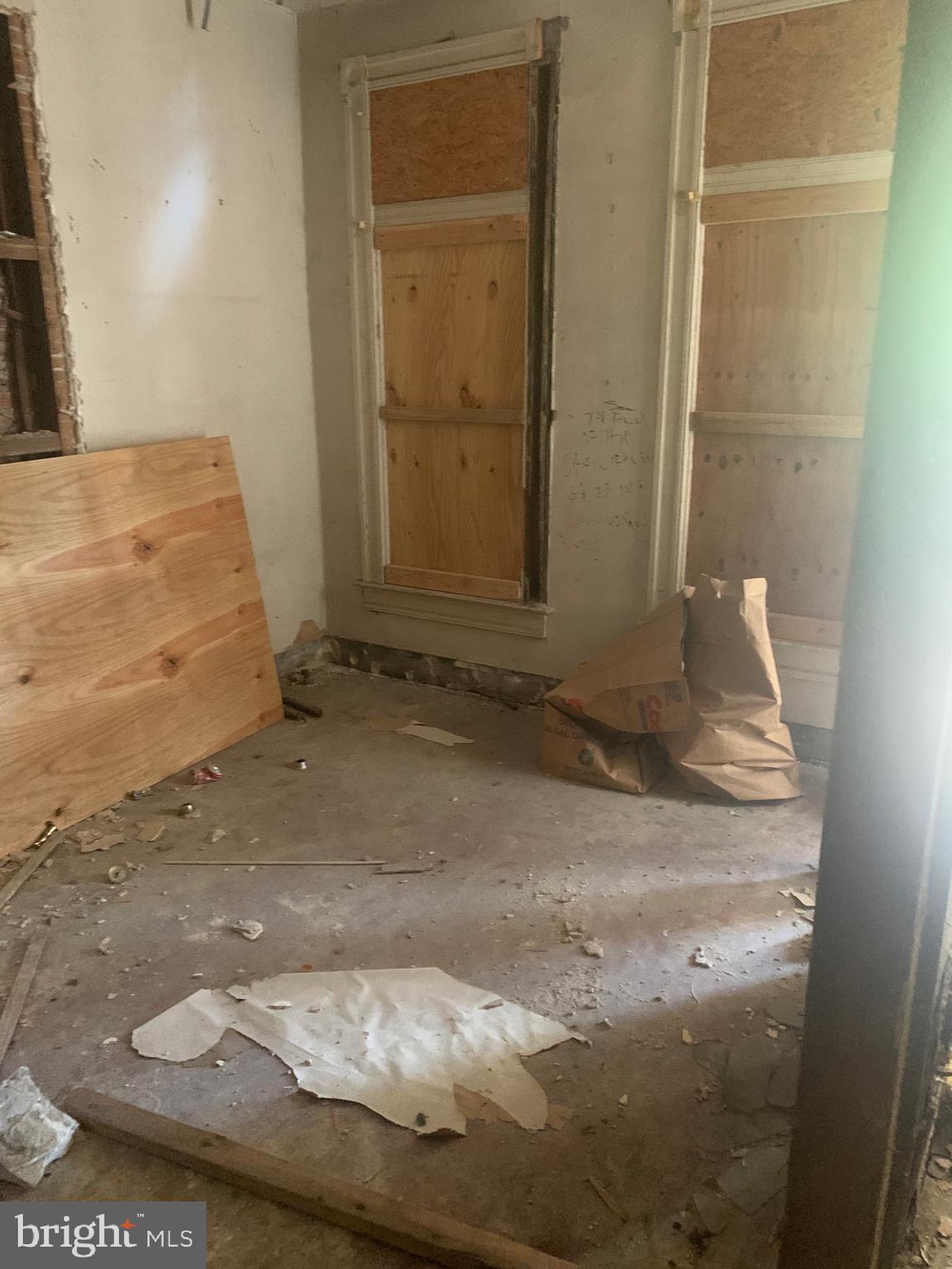 1637 Appleton Street Baltimore, MD 21217 - Photo 6 of 6