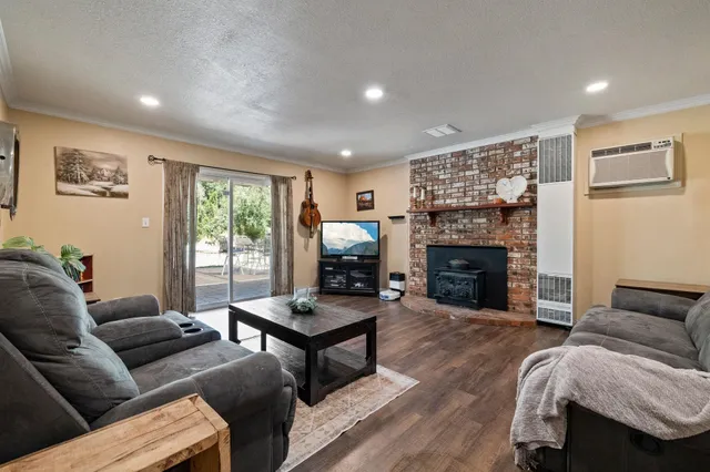 $439,000 | 20369 East Walnut Drive, Sonora, CA 95370