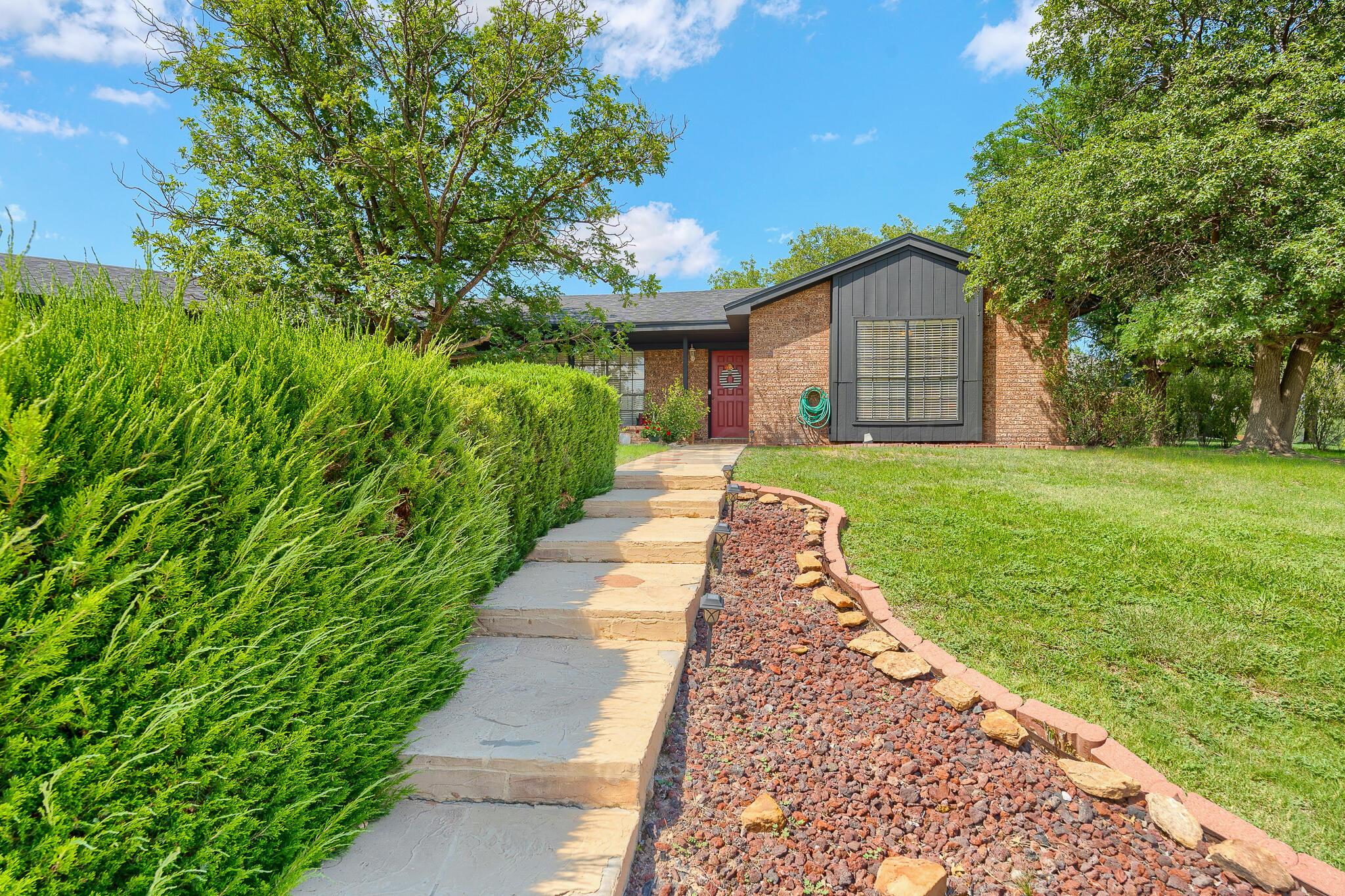 19 Canyon Rim Drive Canyon, TX 79015 - Photo 3 of 40 19 Canyo Rim -07