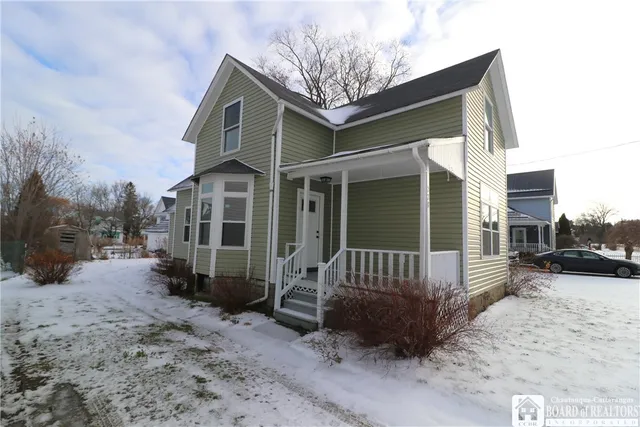 $164,900 | 228 King Street, Dunkirk, NY 14048