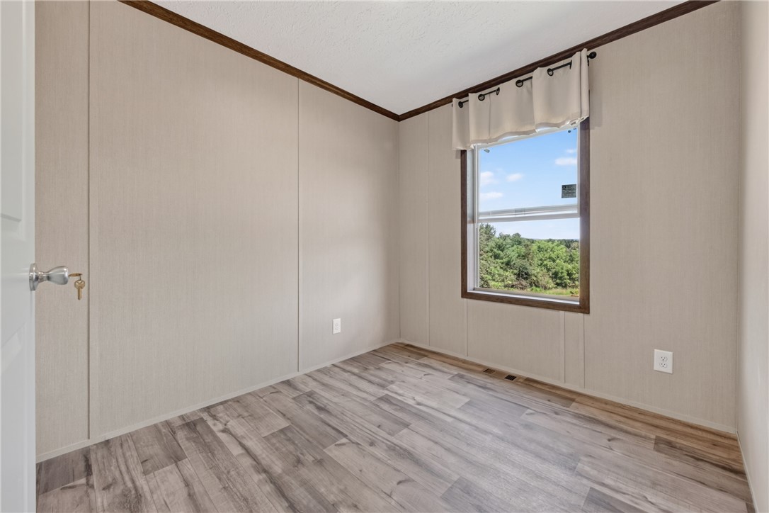9286 Keuka Highland Road Wayne, NY 14840 - Photo 21 of 48 Office with Lake View