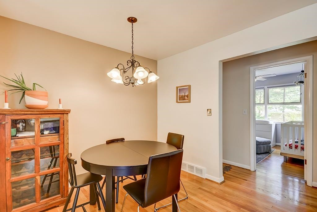 1727 Dunmore Road Ann Arbor, MI 48103 - Photo 12 of 40 Photo 12
