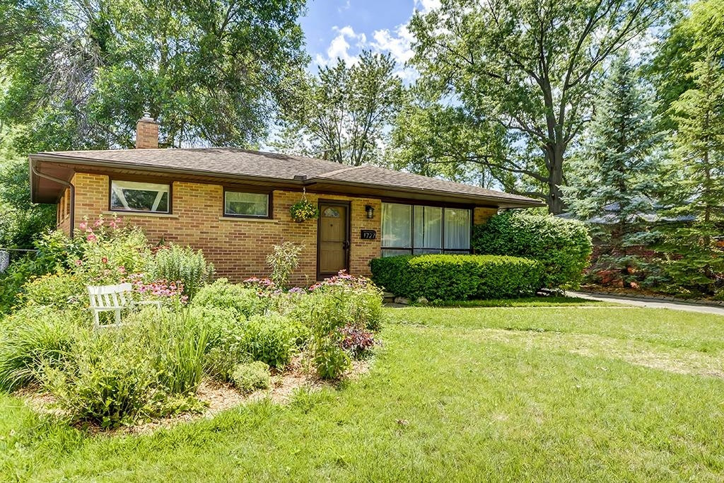 1727 Dunmore Road Ann Arbor, MI 48103 - Photo 2 of 40 Photo 2