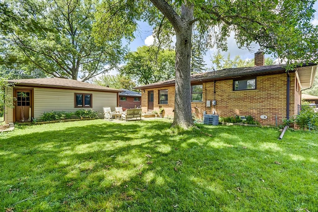 1727 Dunmore Road Ann Arbor, MI 48103 - Photo 37 of 40 Photo 37