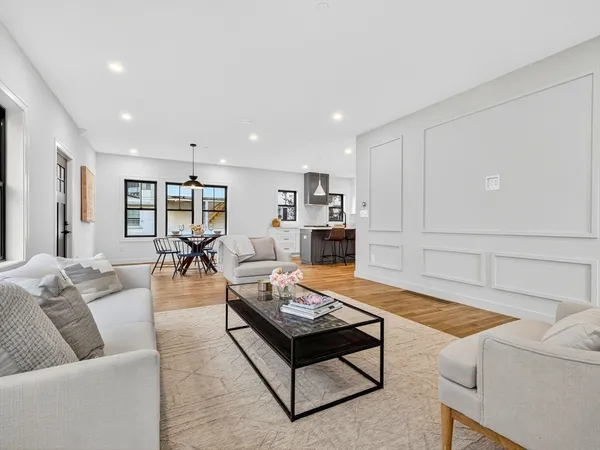 $1,295,000 | 192 Washington Street, Unit A, Somerville, MA 02143