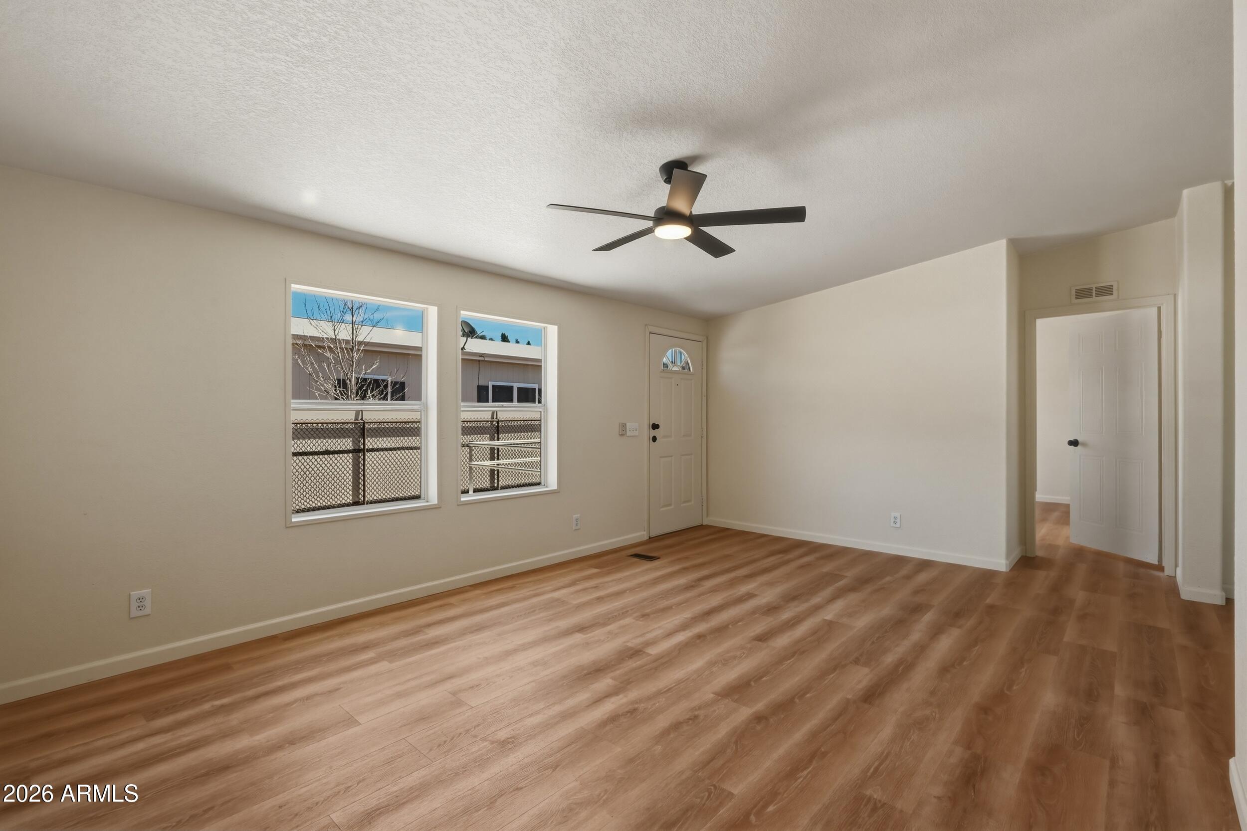 312 East Cedar Mill Road Payson, AZ 85541 - Photo 12 of 27 Living Room