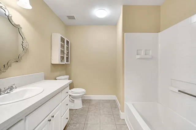 $304,000 | 474 East Alluvial Avenue, Unit 126, Fresno, CA 93720