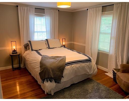 72 Canterbury Road Lynnfield, MA 01940 - Photo 13 of 33 Gallery Image 13