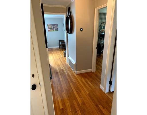72 Canterbury Road Lynnfield, MA 01940 - Photo 16 of 33 Gallery Image 16