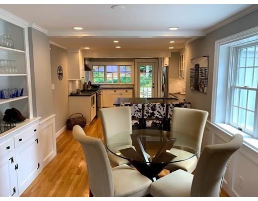 72 Canterbury Road Lynnfield, MA 01940 - Photo 8 of 33 Gallery Image 8