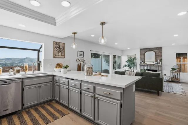 $1,399,000 | 14463 Yukon Street, San Diego, CA 92129