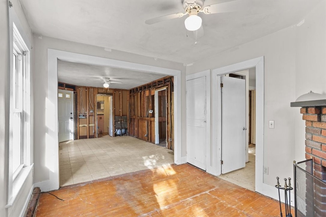6 Shore Road East Providence, RI 02915 - Photo 37 of 43 Gallery Image 37