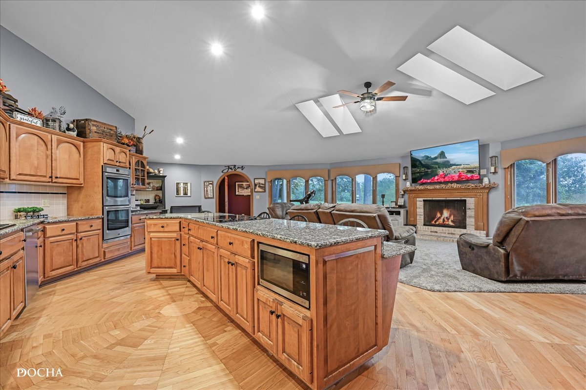 15092 Lisbon Center Road Newark, IL 60541 - Photo 11 of 32 Gallery Image 11