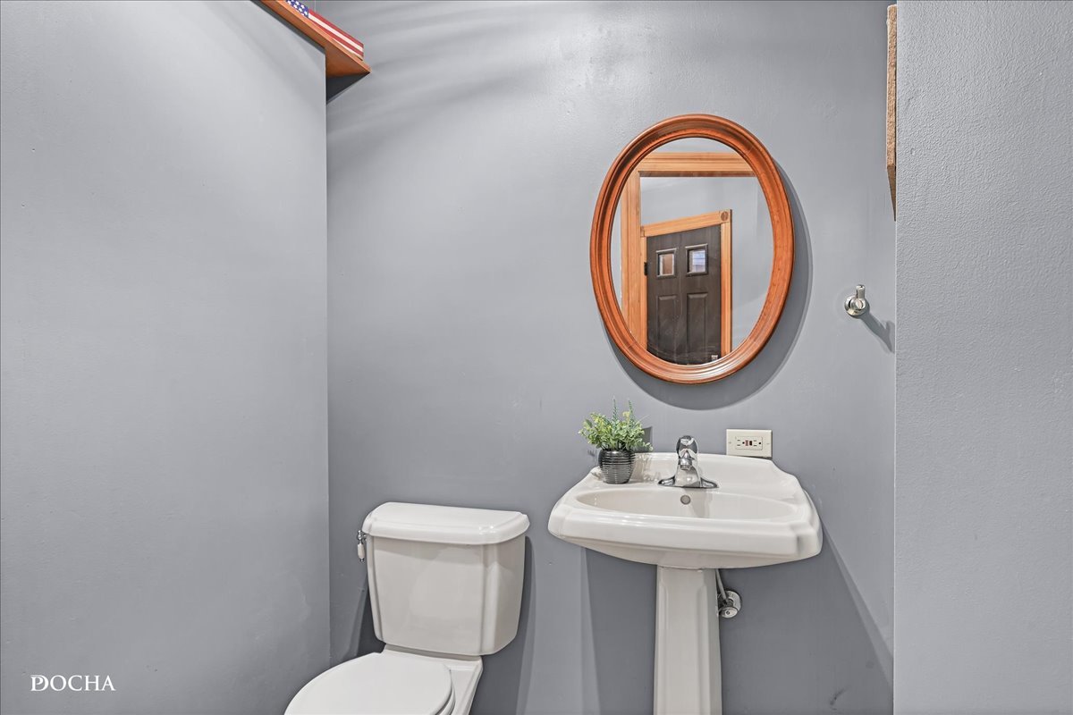 15092 Lisbon Center Road Newark, IL 60541 - Photo 21 of 32 Gallery Image 21