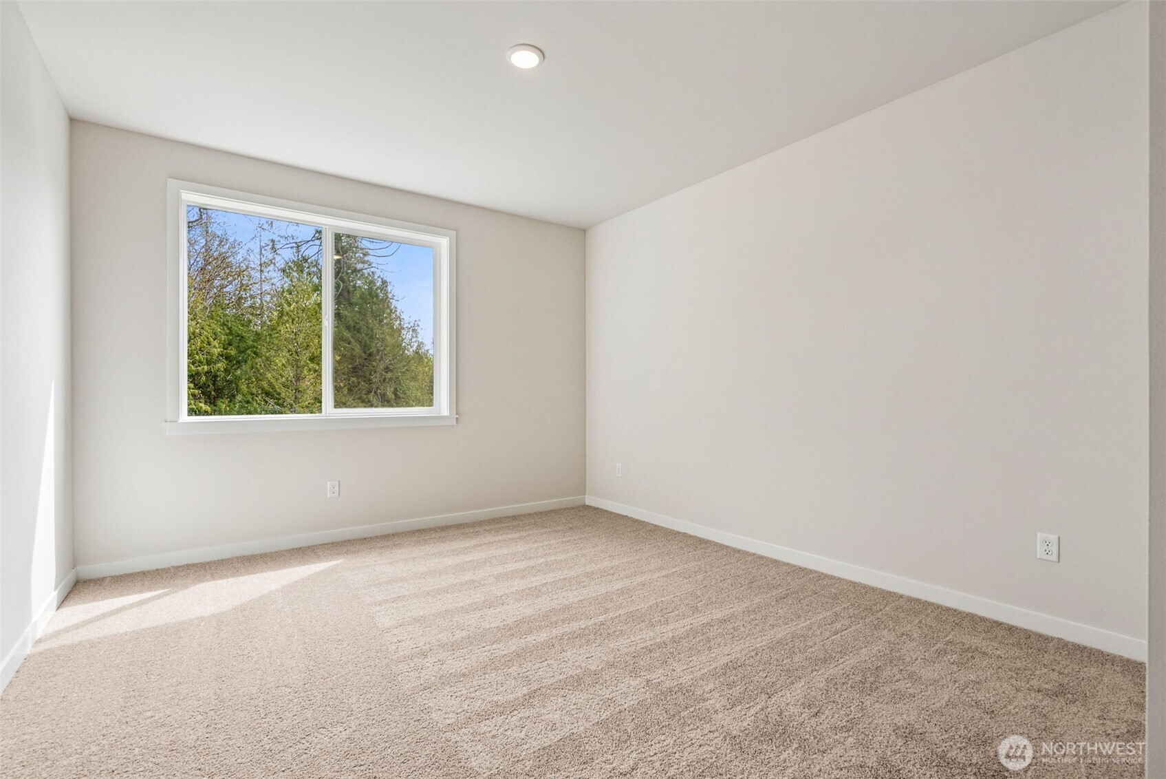 2019 Northeast Norseman Way Poulsbo, WA 98370 - Photo 34 of 40