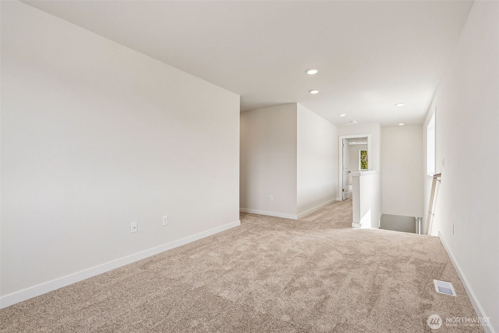 2019 Northeast Norseman Way Poulsbo, WA 98370 - Photo 36 of 40