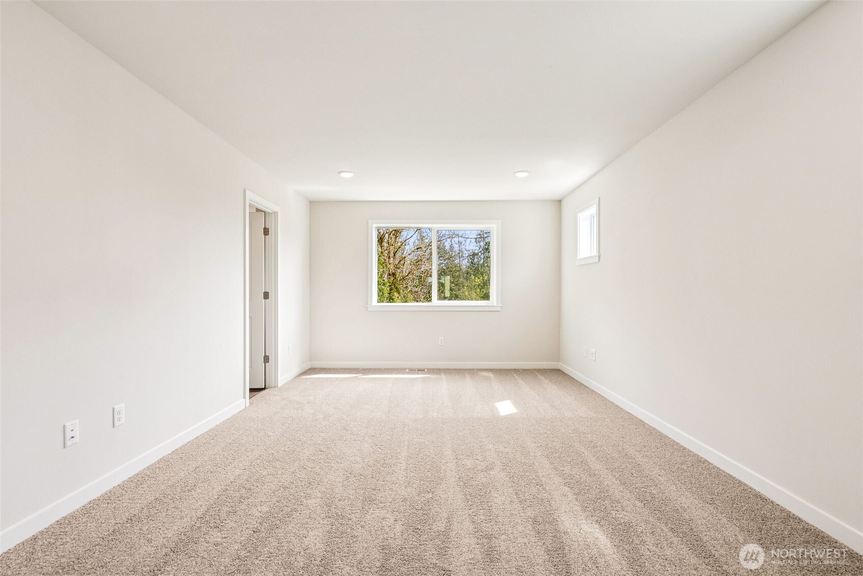 2019 Northeast Norseman Way Poulsbo, WA 98370 - Photo 37 of 40