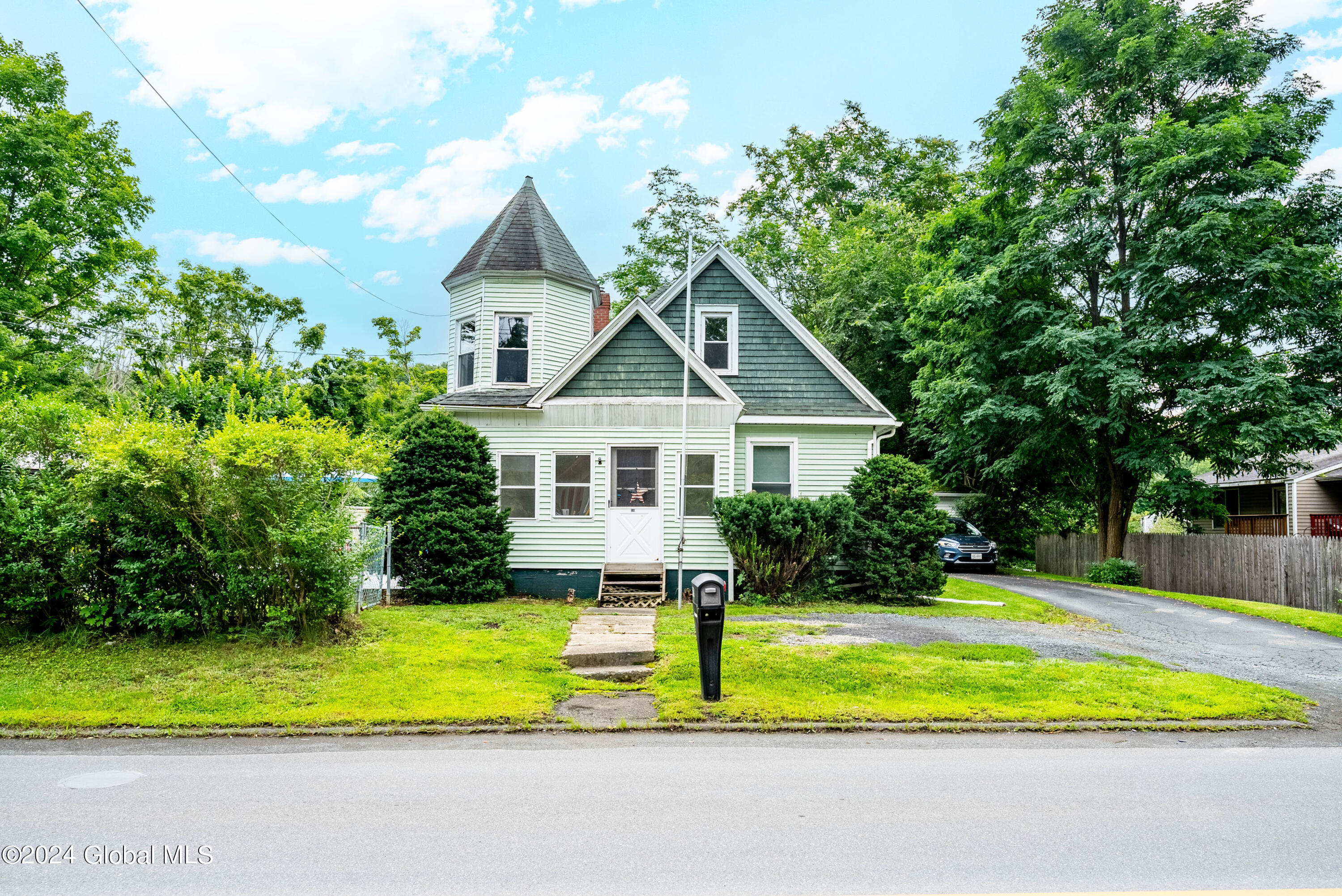 70 Brunswick Road Troy, NY 12180 - Photo 1 of 38 1