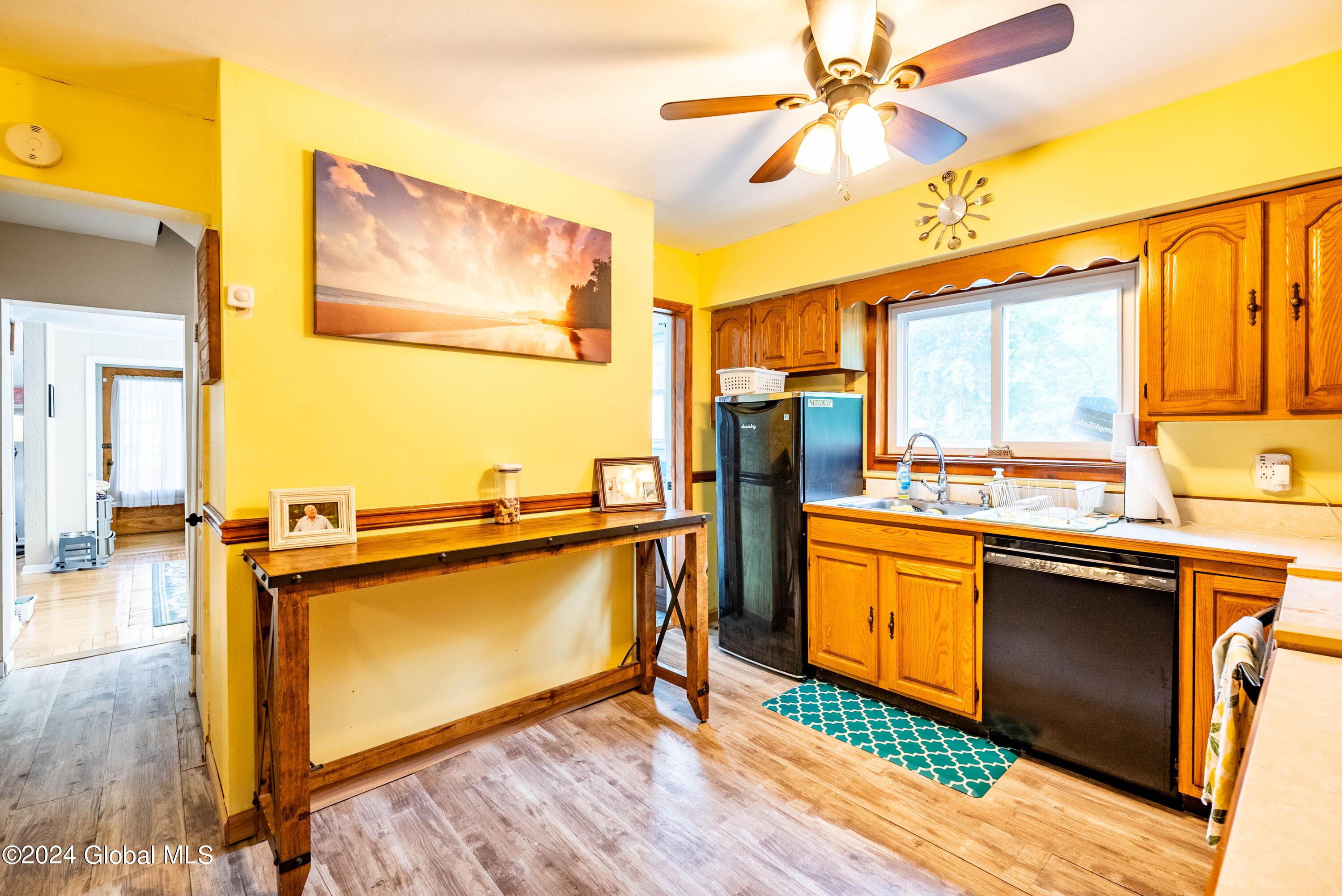 70 Brunswick Road Troy, NY 12180 - Photo 13 of 38 13