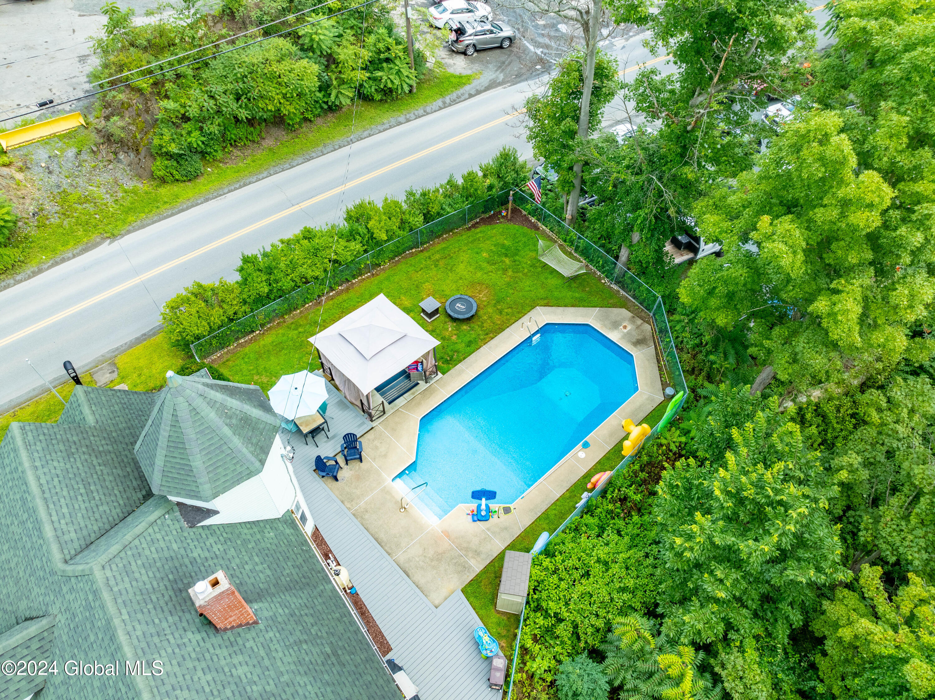 70 Brunswick Road Troy, NY 12180 - Photo 25 of 38 25
