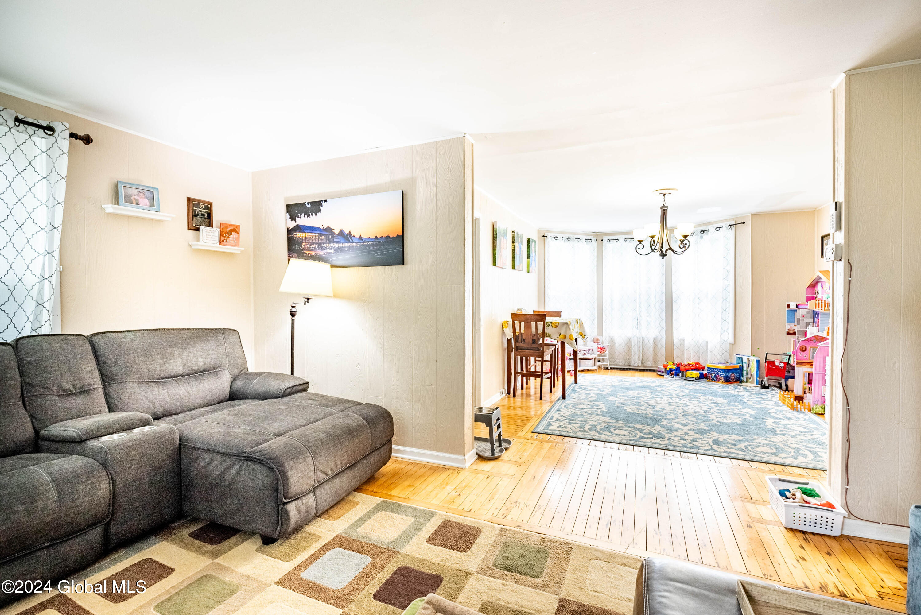 70 Brunswick Road Troy, NY 12180 - Photo 7 of 38 7