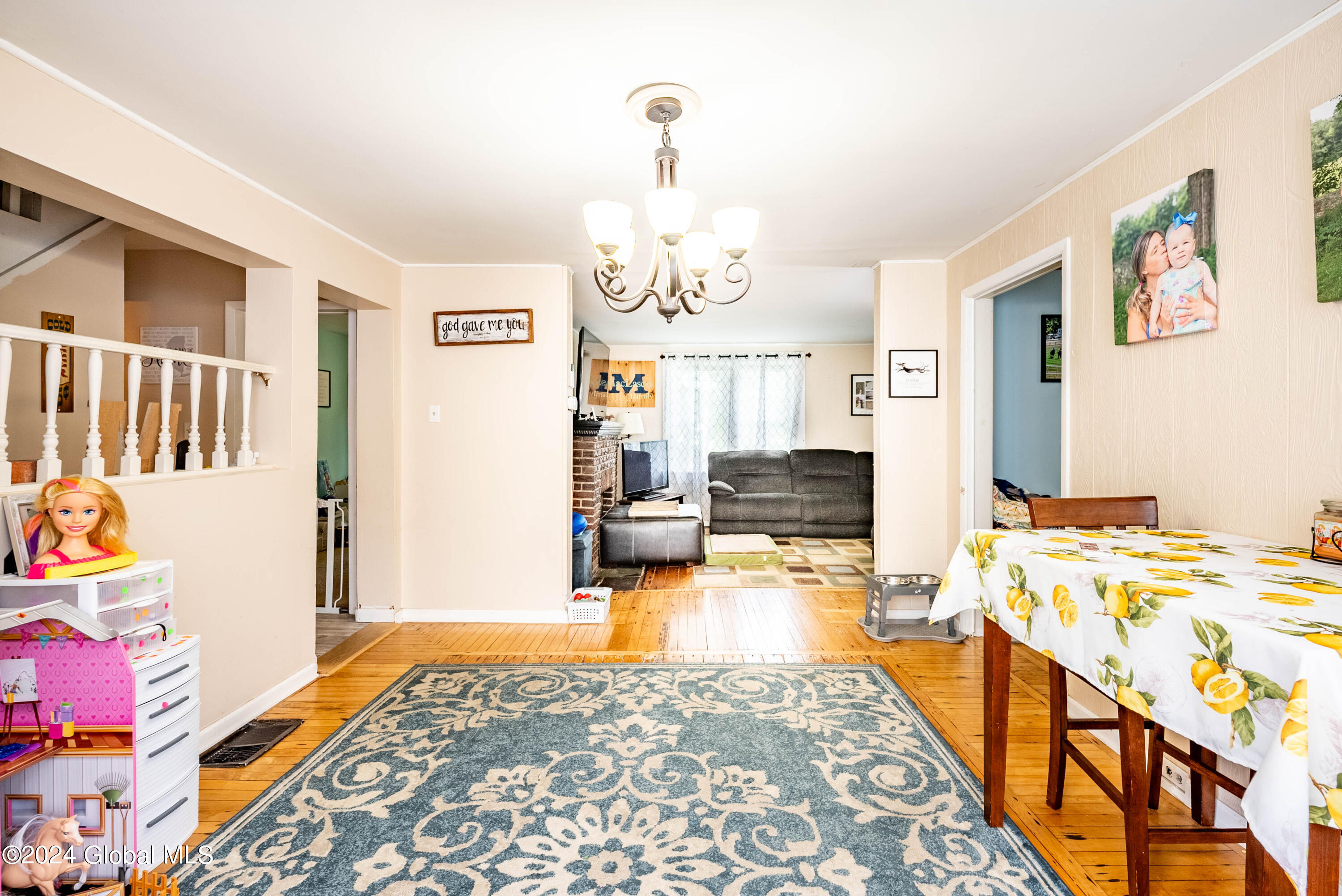 70 Brunswick Road Troy, NY 12180 - Photo 9 of 38 9