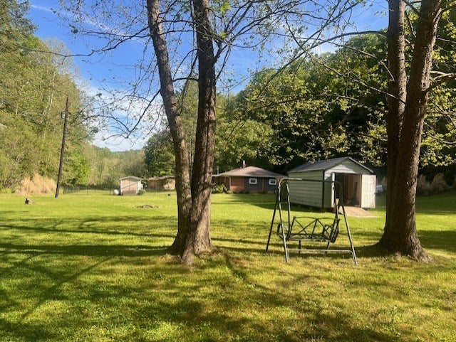 439 Laurel Road Cedar Bluff, VA 24609 - Photo 12 of 30 Gallery Image 12